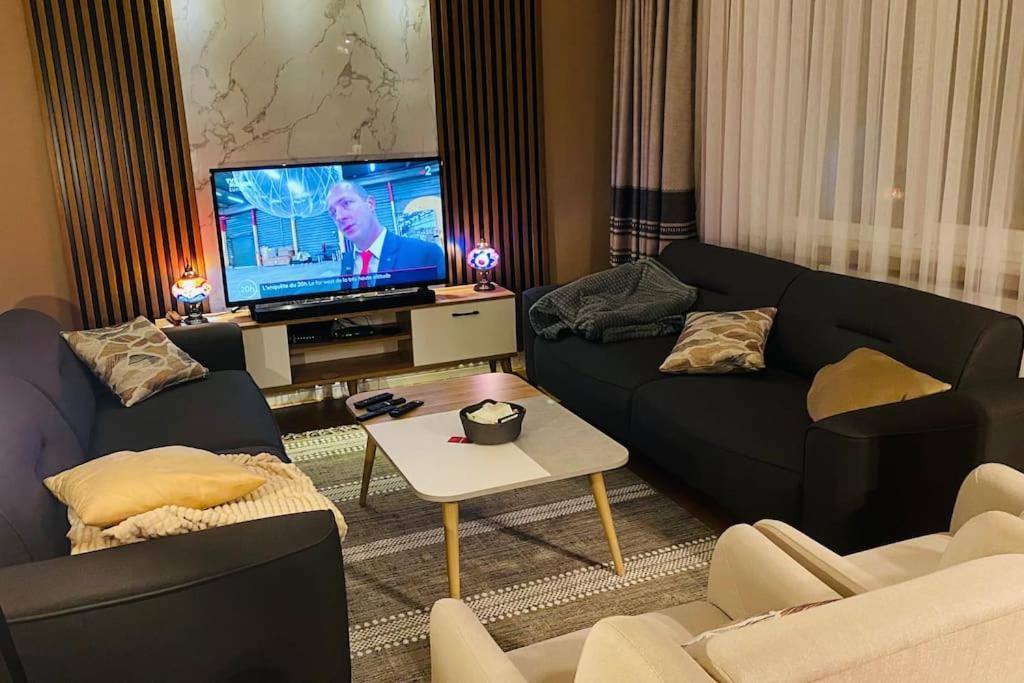 Sisli Osmanbey Taksim Large Terrace, Quietness And Space Apartment อิสตันบูล ภายนอก รูปภาพ