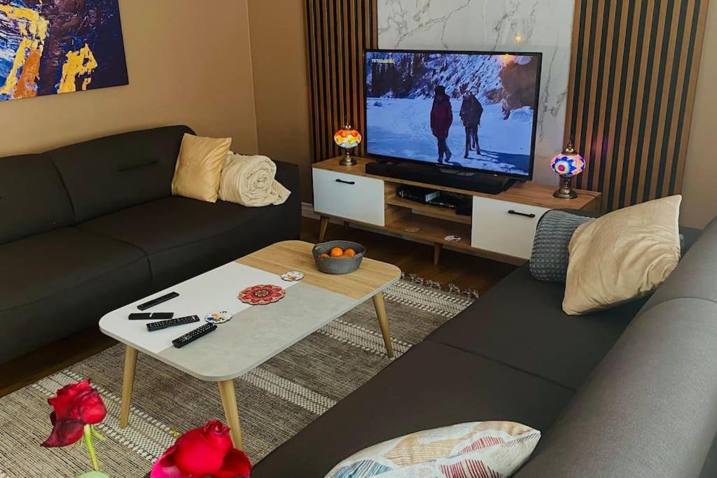 Sisli Osmanbey Taksim Large Terrace, Quietness And Space Apartment อิสตันบูล ภายนอก รูปภาพ