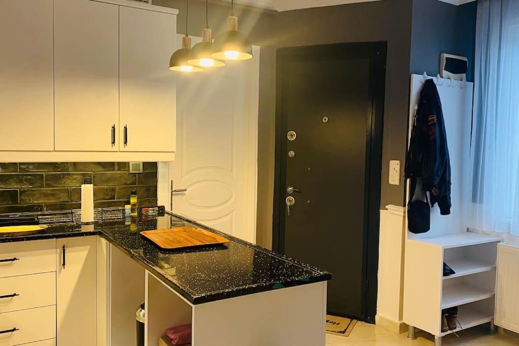 Sisli Osmanbey Taksim Large Terrace, Quietness And Space Apartment อิสตันบูล ภายนอก รูปภาพ